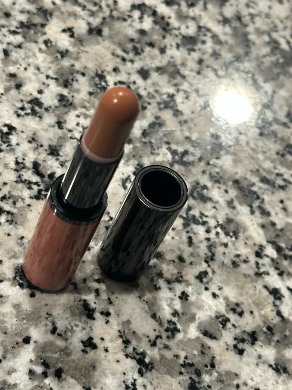 $27! BOBBI BROWN DEEP BISQUE CORRECTOR STICK. BRAND NEW UNUSED. FREE SHIPPING